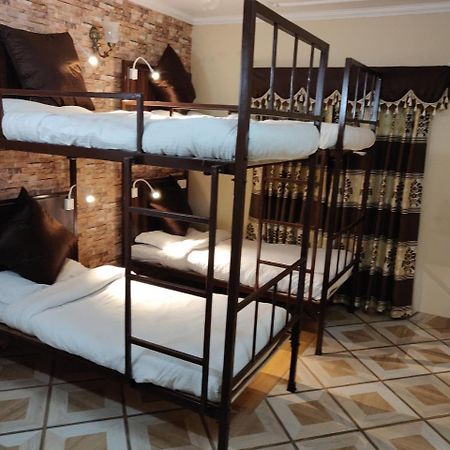 Hotel Walisons Resorts Srīnagar Kültér fotó