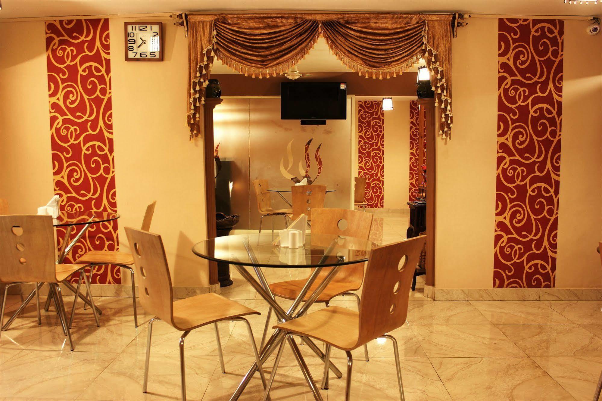 Hotel Walisons Resorts Srīnagar Kültér fotó