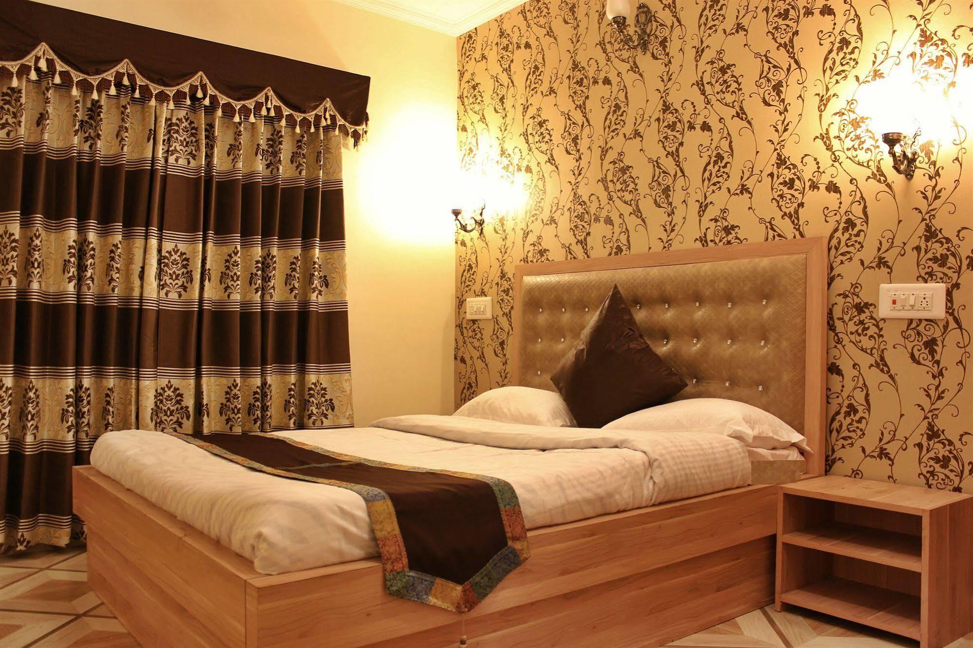 Hotel Walisons Resorts Srīnagar Kültér fotó