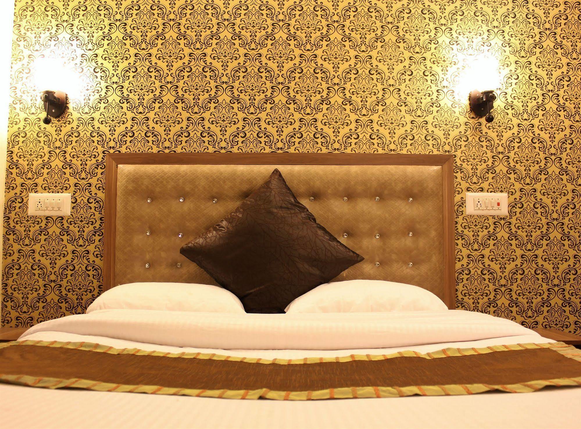 Hotel Walisons Resorts Srīnagar Kültér fotó